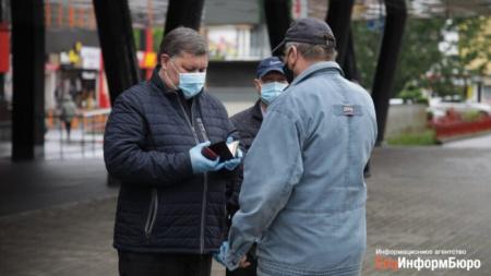 В Волгоградской области в четверг межведомственные патрули выявили 127 нарушений масочного режима и в соблюдении мер безопасности