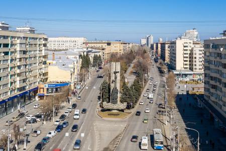 В Волгоградской области в среду межведомственные патрули выявили 137 нарушений масочного режима и в соблюдении мер безопасности