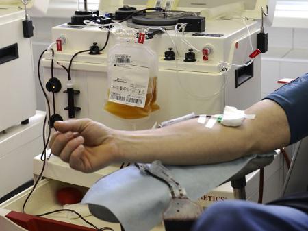 В Волгоградской области кровь для получения антиковидной плазмы сдал уже тысячный донор