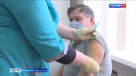 Россиян старше 60 лет внесли в приоритетную группу вакцинации от COVID-19