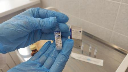 Более 12 тысяч жителей Волгоградской области получили прививки от СOVID-19 в период майских праздников