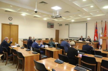 4 из 7 кандидата в мэры Волгограда отсеяли на первом этапе конкурса на должность