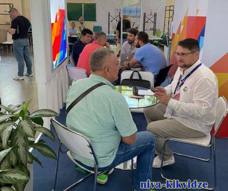 Волгоградские предприятия представили регион на выставке «AgriTek-2022» в Узбекистане