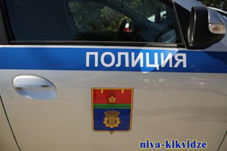 Волгоградские полицейские пресекли незаконный оборот алкогольных напитков