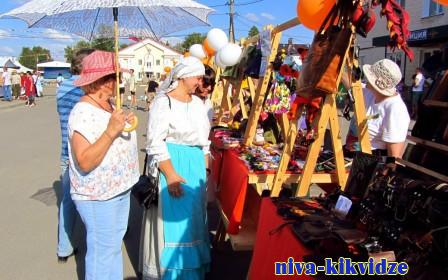 Выставку-ярмарку для самозанятых провели в Волгоградской области
