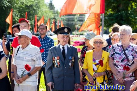 В Волгоградской области проходят мероприятия в память о погибших в бомбардировке Сталинграда