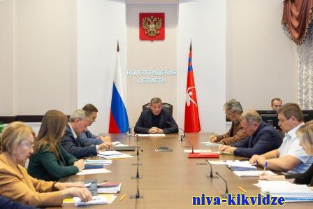 Андрей Бочаров провел рабочее совещание по вопросам дальнейшего развития Волгограда