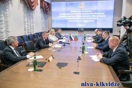 Андрей Бочаров провёл рабочую встречу с белорусской делегацией