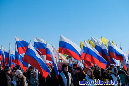 На юге Волгограда проводят концерт в поддержку участников СВО