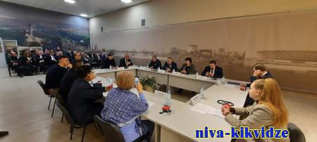 Ученые и общественники из разных стран в Волгограде обсудили аспекты сохранения исторической памяти