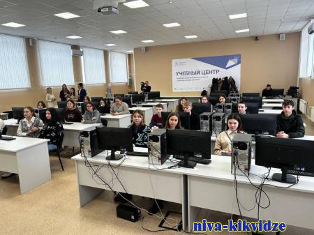 Волгоградским школьникам рассказали о безопасности в соцсетях