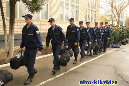 Жителей Волгоградской области старше 27 лет могут призвать в армию осенью