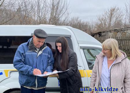 Мобильные бригады Волгоградской области доставляют селян на диспансеризацию