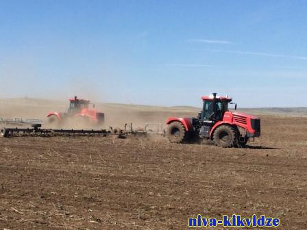 Волгоградские аграрии наращивают объемы применения минеральных удобрений