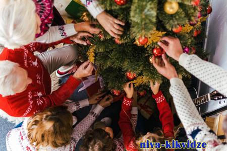 Россияне рассказали об отношении к длинным новогодним праздникам