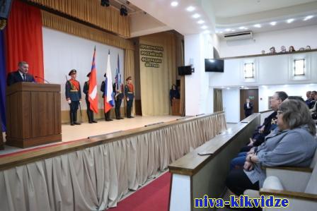 Андрей Бочаров вручил награды работникам прокуратуры Волгоградской области