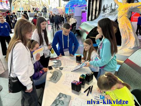 Достижения волгоградской молодежи представлены на выставке «Россия»