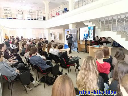 Лекторы Общества «Знание» - участники батла молодых ученых в Волгограде