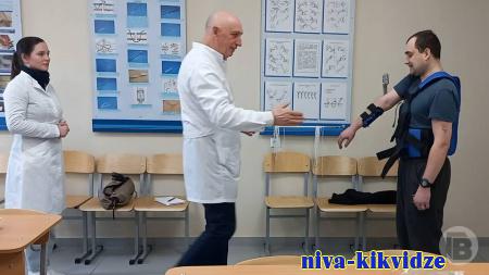 А сейчас танцуем лезгинку: врачи и инженеры из Волгограда возвращают раненым СВО радость движения
