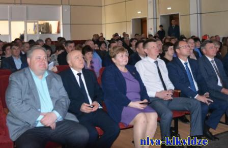 Руководители ОМСУ Киквидзенского района приняли участие в обсуждении успешных практик развития территорий
