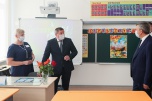 Андрей Бочаров проинспектировал готовность к началу учебного года новой школы на 500 мест