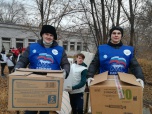 Волонтеры в Волгограде помогли медучреждению в уборке складских помещений