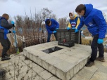 В Волгоградской области «Единая Россия» запустила акцию по благоустройству военных мемориалов «Убираем вместе»