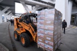 Из Волгограда отправили 67 тонн новогодних посылок участникам СВО
