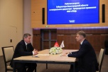 Андрей Бочаров провёл рабочую встречу с Олегом Белозёровым